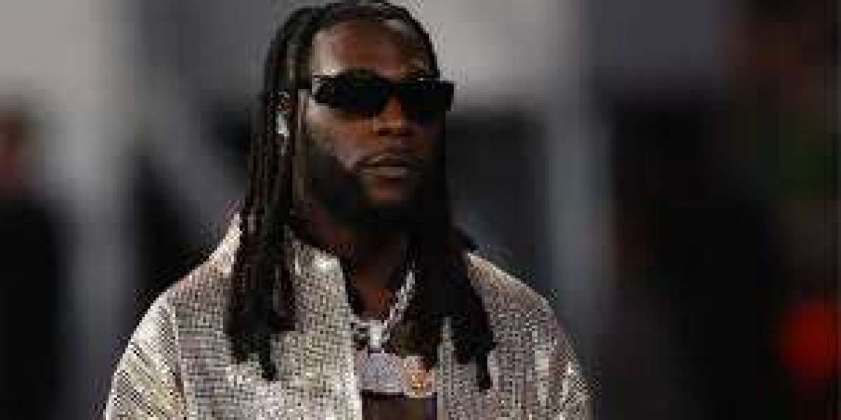 "I Tell Una Make Una Be My Fans?" — Burna Boy Responds to Sleeping Fan Backlash